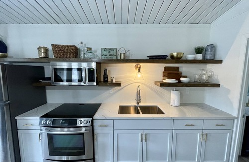 Sunrise Beach Cabin | Lakeview Escape-2 BR Lakefront cabin w/2 pools, playground, boat ramp & dock