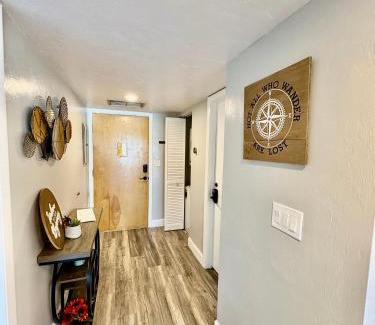 Clewiston Apartment | Lakeview Getaway #220