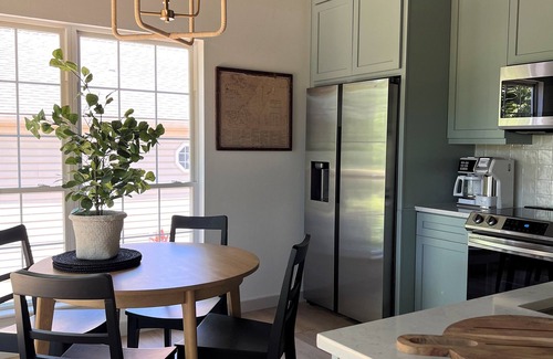 Holiday Island Cottage | Lakeview! The Jefferson Cottage at Holiday Island.