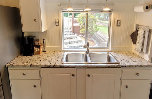 Mossyrock Cabin | Lakewood cabin at Lake Mayfield w/Private Dock, Heat/AC, WiFi, Firepit, Parking
