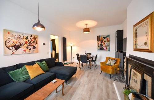 Troon House | Lallan Shores