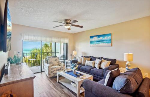 Sunset Beach House | Land's End 11-305 Beach Front - Premier