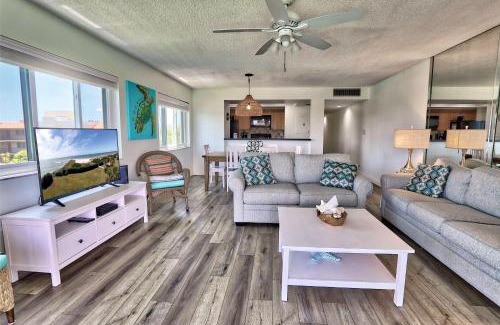 Sunset Beach House | Land's End 4-406 Bay Front