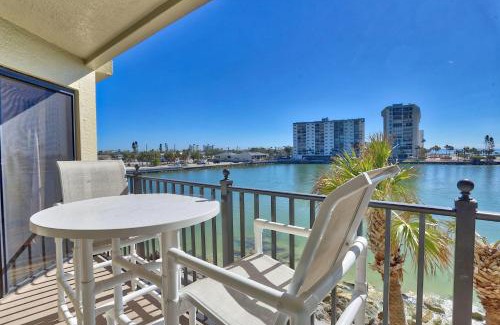 Sunset Beach House | Land's End 5-302 Gulf-Bay Front - Premier