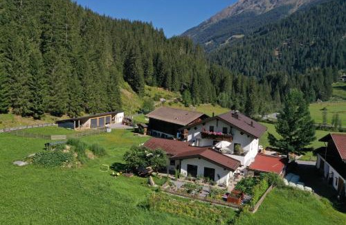 Kaunertal Apartment | Landhaus Hubertus