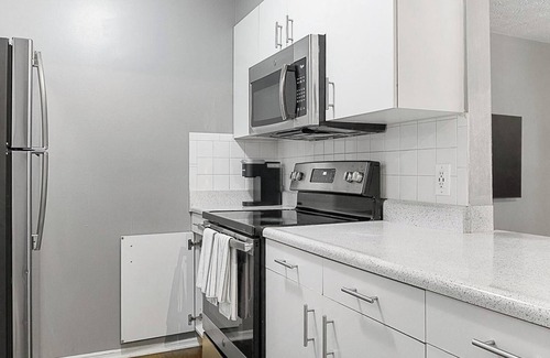 Downtown Dayton Apartment | Landing | Amazing 1BD, Clubhouse, Gym