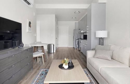 Portland Heights Apartment | Landing | Amazing 1BD, Gym
