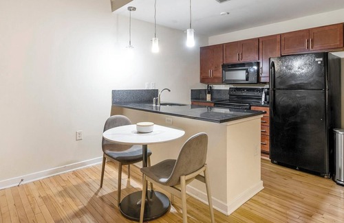 Petersburg Apartment | Landing | Amazing 1BD, Pool, Gym