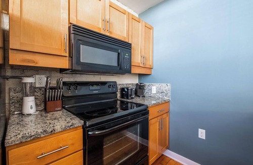 Petersburg Apartment | Landing | Amazing 1BD, Pool, Courtyard