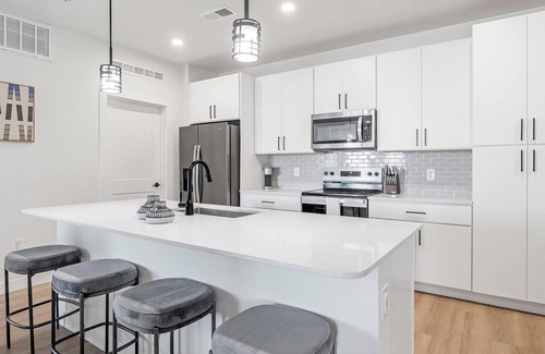 Casa Grande Apartment | Landing | Amazing 2BD, Clubhouse, Gym
