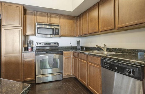 Flagler Village Apartment | Landing at Aviah - 2 Bedrooms in Central Fort Lauderdale