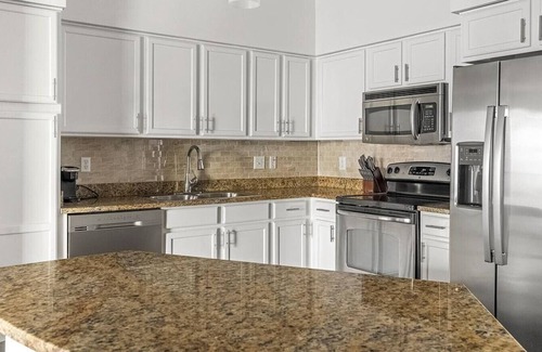 Flagler Village Apartment | Landing at Aviah - 1 Bedroom in Central Fort Lauderdale