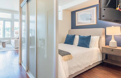 Green Lake Apartment | Landing at Green Lake Village - 1 Bedroom in Northwest Seattle