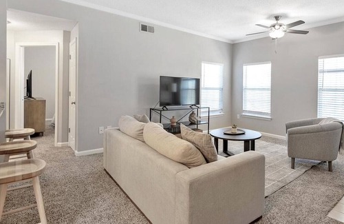Collierville Apartment | Landing at Madison at Schilling Farms - 1 Bedroom in Downtown Collierville