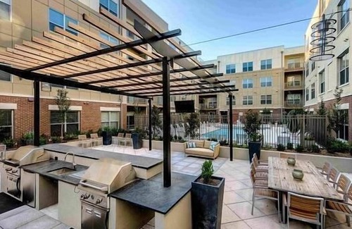 Potomac West Apartment | Landing at The Frasier - 2 Bedrooms in Potomac Yard