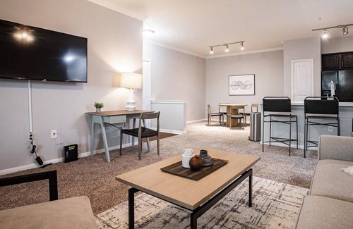 Atascocita Apartment | Landing at The Henry at Woodland Hills - 3 Bedrooms in Atascocita
