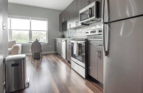Edwardsville Apartment | Landing at Whispering Heights - 1 Bedroom in Ed.