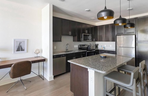 Fort Worth Apartment | Landing | Beautiful 1BD, Courtyard, Game Room