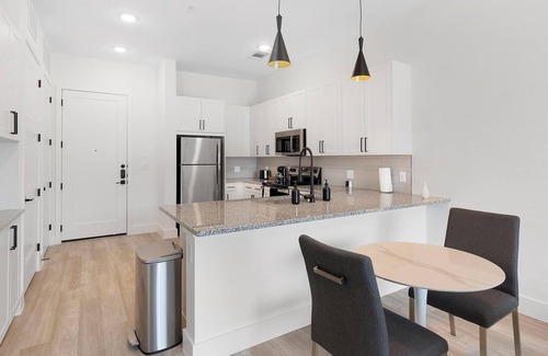 Denton Apartment | Landing | Beautiful 2BD in Denton