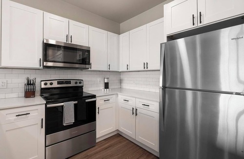 Goodyear Apartment | Landing | Beautiful 2BD, Clubhouse