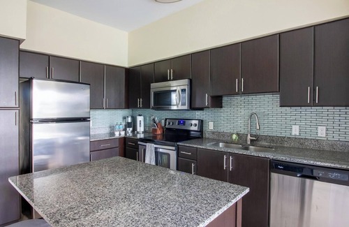 Miramar Apartment | Landing | Chic 2BD, Clubhouse, Gym