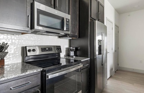 Austin Apartment | Landing | Incredible 1BD, Pool, Gym