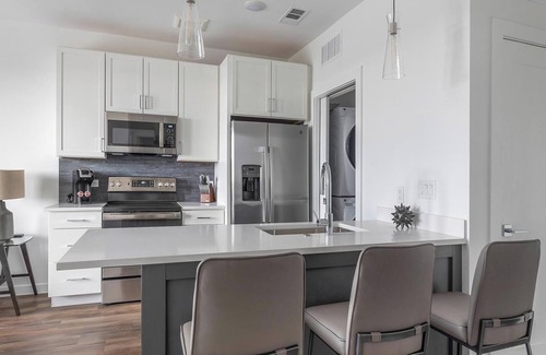 Austin Apartment | Landing | Modern 1BD, Pool, Clubhouse