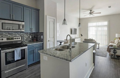 Nassau Bay Apartment | Landing | Modern 1BD, Clubhouse, Pool