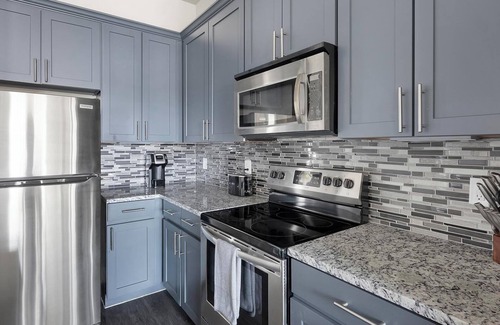 Nassau Bay Apartment | Landing | Modern 1BD, Clubhouse, Pool