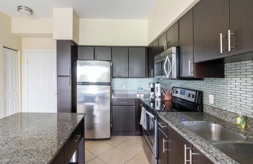 Miramar Apartment | Landing | Spectacular 1BD, Gym, Clubhouse