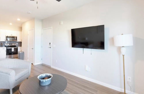 Townsite Apartment | Landing | Stunning 2BD, Pool, Rooftop Lounge