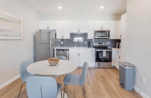 Townsite Apartment | Landing | Stunning 2BD, Pool, Rooftop Lounge