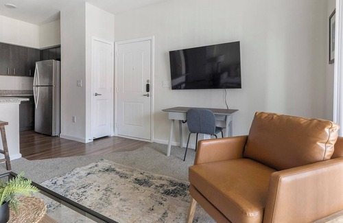 Pflugerville Apartment | Landing | Stylish 1BD, Pool, Yoga Studio