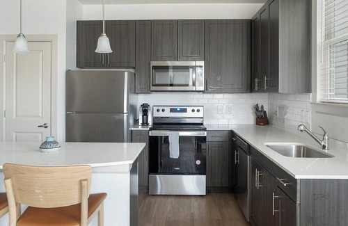 Pflugerville Apartment | Landing | Stylish 1BD, Clubhouse, Pool