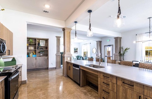 Pflugerville Apartment | Landing | Stylish 1BD, Clubhouse, Pool