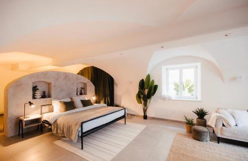 Landshut Apartment | Landshut Zentrum 2 Parkplätze 100 Zoll TV Terrasse 4P