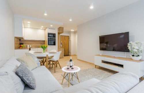 Gdansk City Center Apartment | Langgarten Apartments by Little Heaven