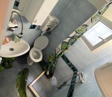 Risan House | Laniakea small apartment in shared house
