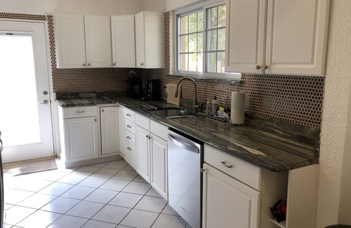 Whitfield House | Lantana House in Whitfield Estates