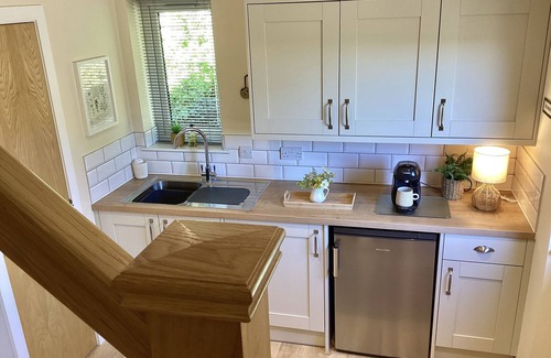 Ellon Cottage | LARCHWOOD LODGE, family friendly, with a garden in Ellon
