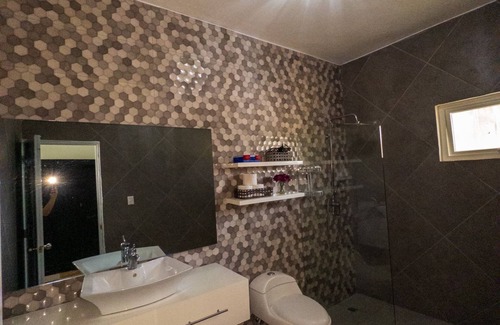 Los Brazos Apartment | Large 1-bedroom apartment, 1 minute from the beach, fast Wi-Fi