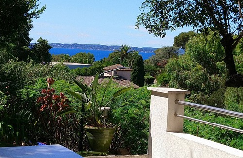 Les Issambres Apartment | Large 2-room apartment 55m²:air-conditioned room, sea view, Nature, 5min walk to the beach