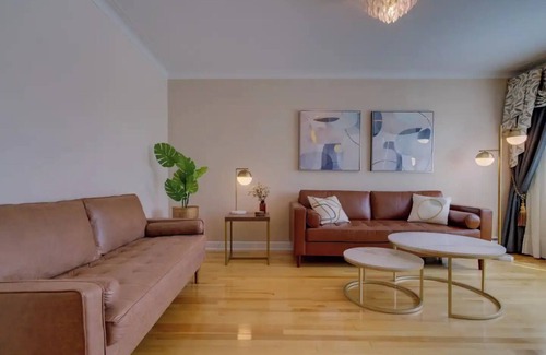 Lafleche Apartment | Large 3BDR Apartment with free parking near downtown.