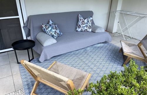 Coffs Harbour House | Large 6 room 4 bath 13 person centrally located Coffs home very comfortable