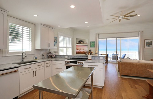 Port St. Joe House | Large 7 BR Beachfront,Secluded Dunes, Cape San Blas, Near St Joseph's State Park