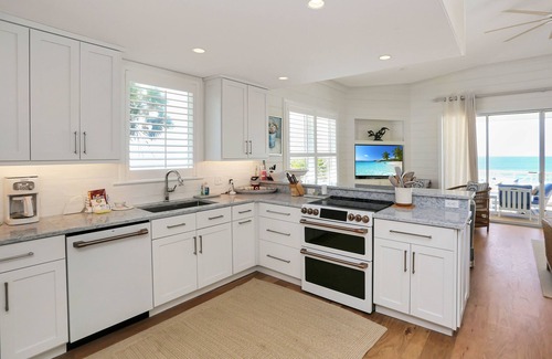 Port St. Joe House | Large 7 BR Beachfront,Secluded Dunes, Cape San Blas, Near St Joseph's State Park