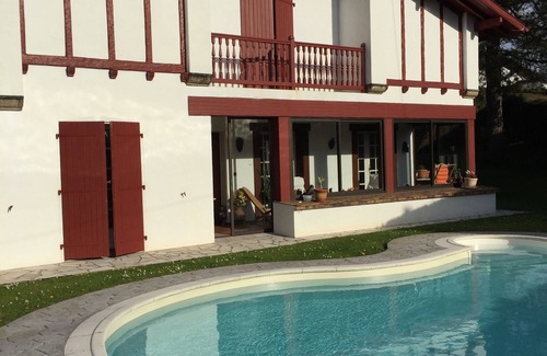 Briscous House | Large Basque house 10min from Bayonne!