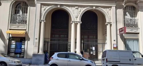 Nice City Centre Apartment | Large beautiful studio near the NEGRESCO HOTEL