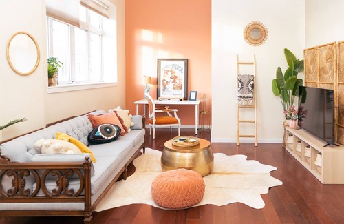 Midtown Apartment | Large Boho Loft in Art District