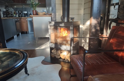 Lacanau-Ocean Ski Chalet | Large Chalet 90m2 8 minutes from the Ocean with jacuzzi,